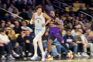 美记：文班人气很高但NBA只安排22场全美直播 老詹等巨星都有34次